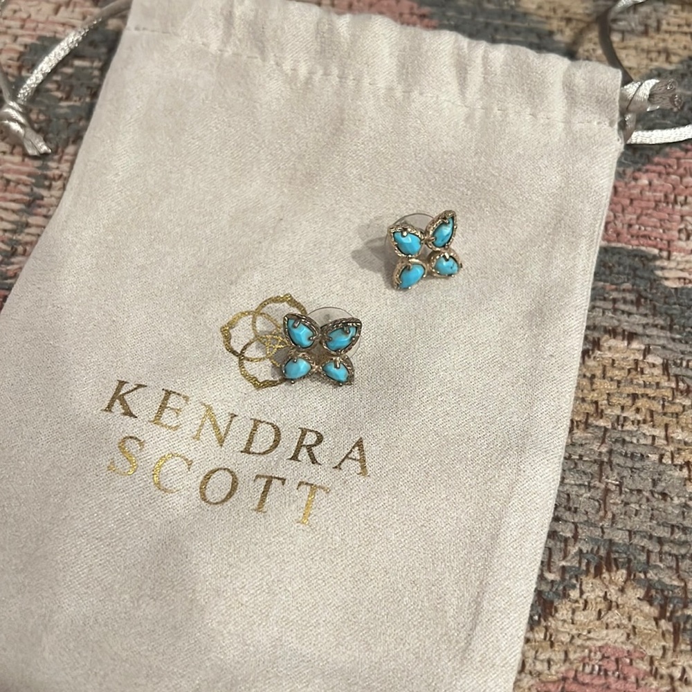 Kendra Scott turquoise studs